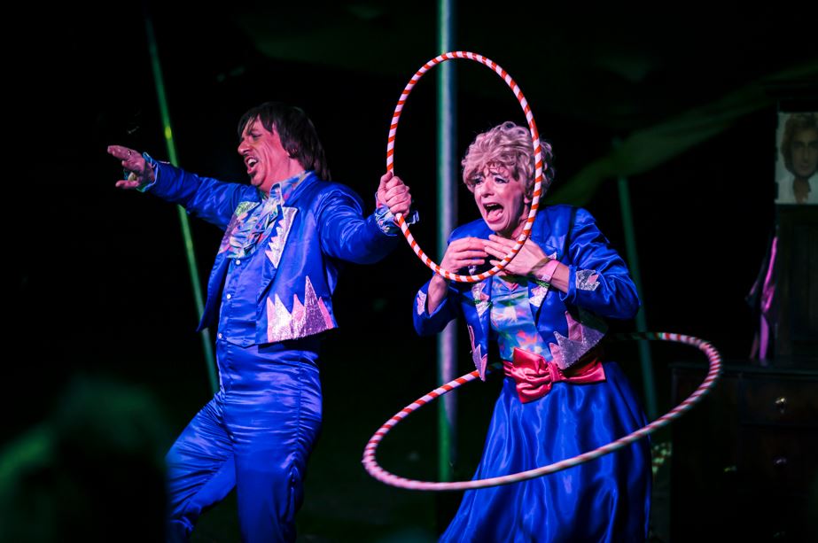 WE Wonder performers