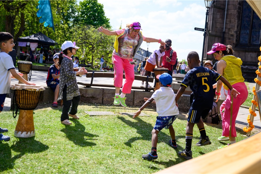 A playful group at the WOW festival.